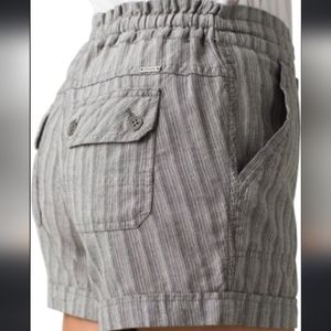 Prana Arlie striped shorts women's medium grey white like new
